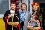 Сотрудники компании «Прогресс Агро» в казачьих костюмах